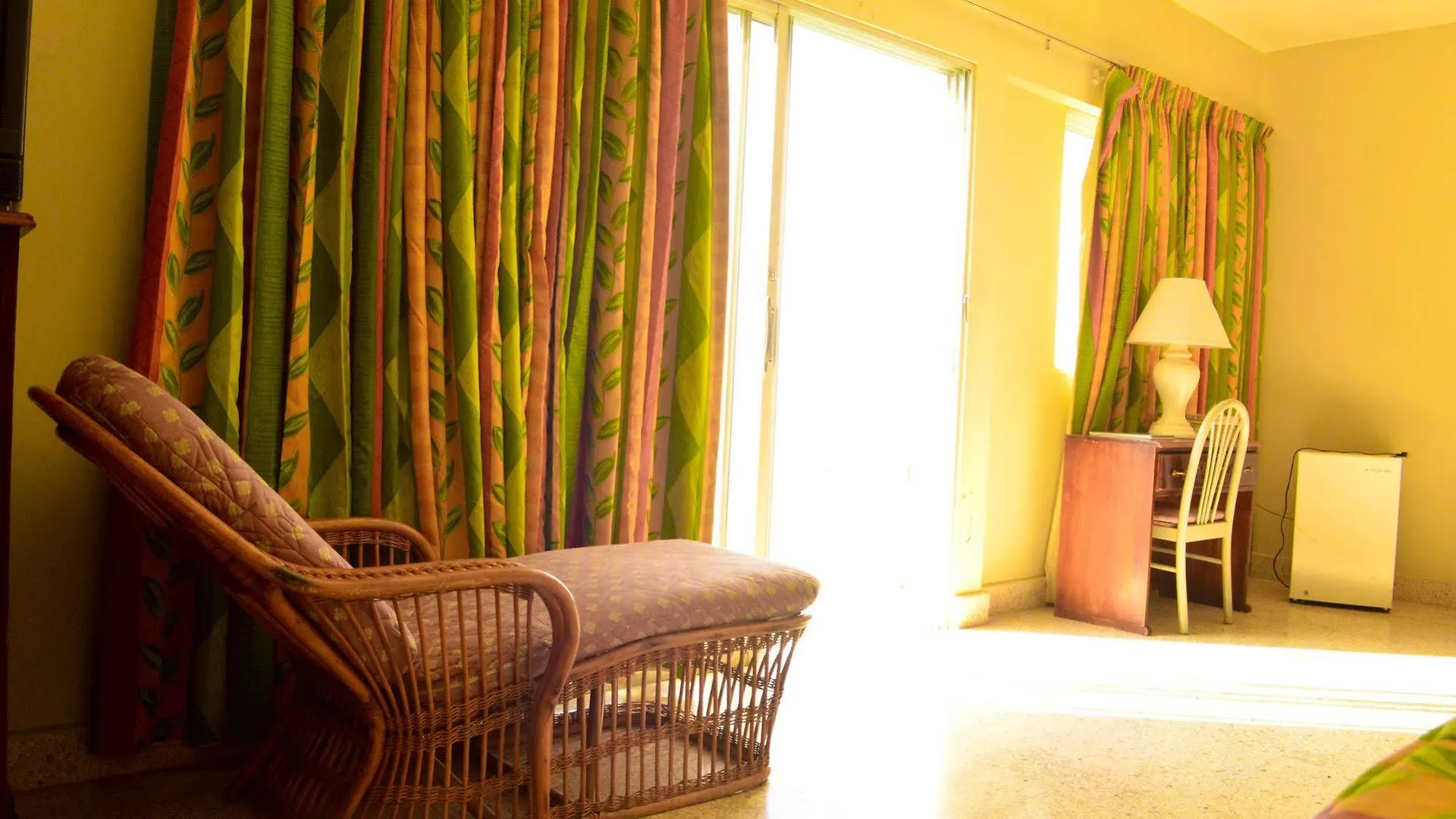 **  מונטגו ביי Sahara De La Mer Hotel ג'מייקה