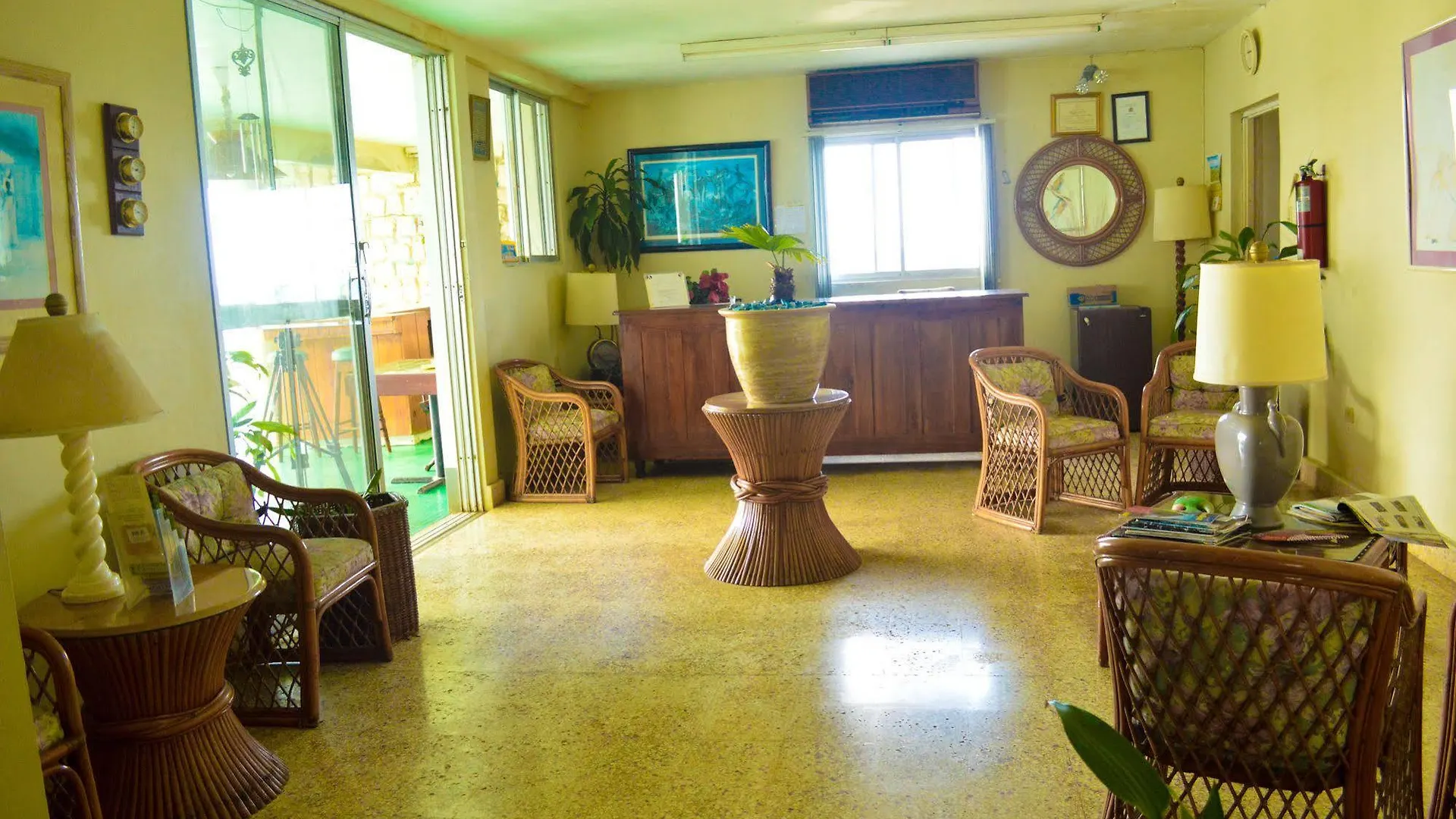 מונטגו ביי Sahara De La Mer Hotel 2*, מונטגו ביי ג'מייקה